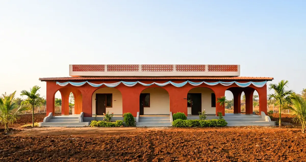 Mud architecture at Vruksha